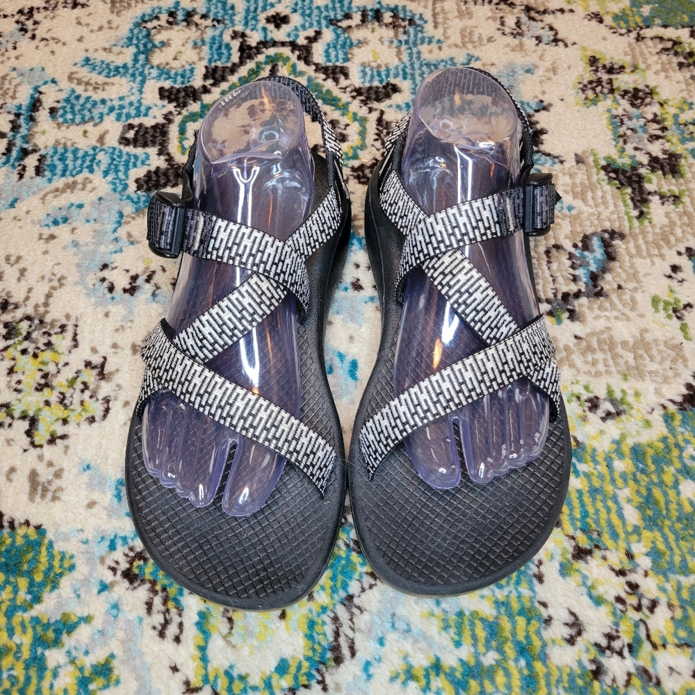 Chaco Z/1 Cloud Black & White Outdoor Hiking Sandal,‎ Size Womens 10